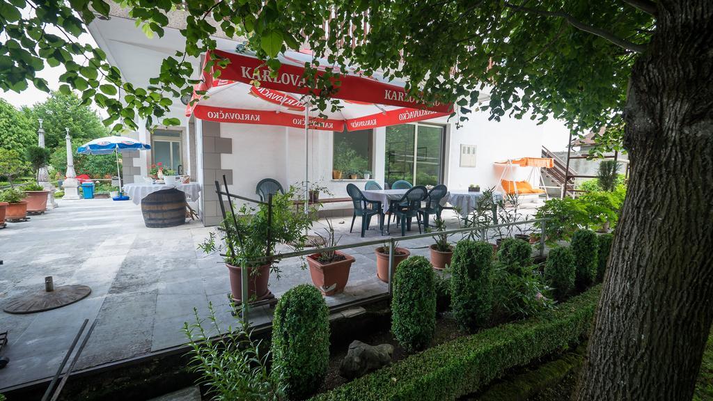 Guest House Hodak Раковица Экстерьер фото